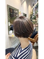 ココロカラ(Cocorokara)&nbsp;エレガント小顔補正立体カット