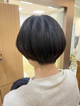 アパルトメント ジェシカ(l'appartement de Jessica) 刈り上げショート