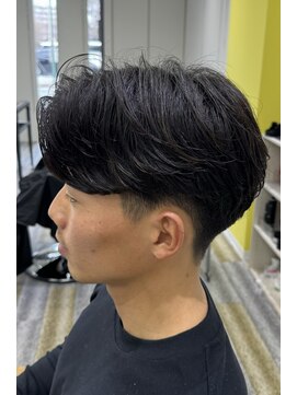 アフューズバイストゥー(Vfuse by StueW) センターパート×ニュアンスパーマ