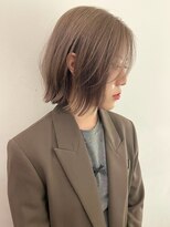 サンク 原宿 表参道(cinq) ハイトーンカラー外国人風ボブ切りっぱなし外ハネナチュラルボブ