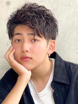 エルマーク 枚方(L-MARK) アップバング短髪ツイストスパイラルブリーチパーマツイスパ