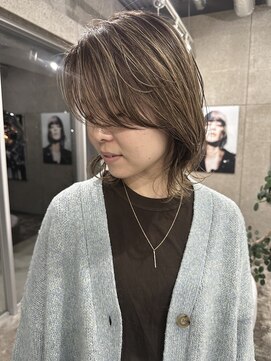 アイン(eim) 透明感ハイライトのレイヤーミディアム