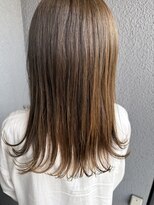 イズミ(izumi) 外ハネセミロング