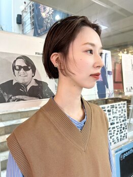 チックタック パラダイム(TICK-TOCK Paradime)の写真/白髪を活かす明るめグレイカラー。柔らかくレディな印象に◆落ち着いた色味が可愛すぎない仕上がりに◎