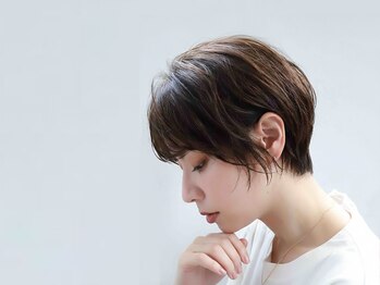 ヴァロン(VALON)の写真/《朝のスタイリングが長持ち!》髪質改善/酸性ストレートでパサつきや広がりなどの悩みを解消☆