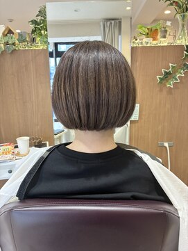 エル バイ ファースト(L by first) 【L by first】インナーカラー×ミニボブ