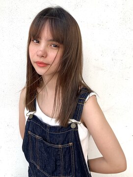 シー バイ ロンド 新宿(Sea by Lond) 】透明感が大人かわいいストレートミディベージュカラー