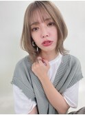大人可愛いハイトーンウルフヘア
