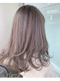 レイヤーカット&グレージュ