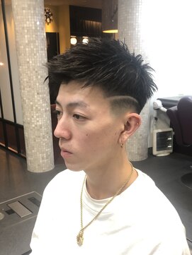 モテナ アット ベッピン(motenas at Beppin s) フェードカット×ライン
