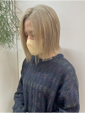 ミィ 浦和(mee) 【mee.】ヤジマ　前下がりボブ　パツッとボブ