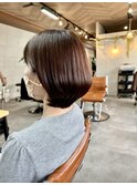 ブラウンベースに艶感ピンク