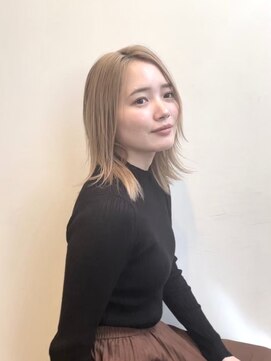 イコル(ikoru) ミディアムレイヤー/ベージュカラー/30代/代官山/中目黒