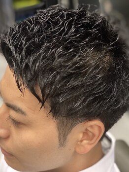 ピークス 西川口東口(PEQSS by anyhow)の写真/"ビジネスシーンには清潔感と男らしさを"職種を考慮したお洒落で最適な髪型をご提案◎