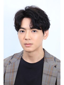 ネイビー(NAVY) 大人のフェザーパーマ ビジネスヘア