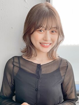 アグノス 青山(Agnos) 小顔 似合わせカット メルティーカラー ウェーブミディアム