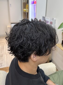 キュアキュア(Cure2) 黒髪シャドウパーマ