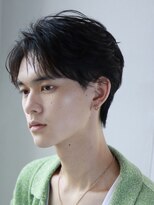 オーシャントーキョー(OCEAN TOKYO)&nbsp;韓国マッシュフェザーパーマニュアンスパーマセンターパート黒髪