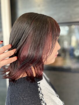 エアーベリー(AIR BERRY) 暗髪×ボルドーインナーカラー