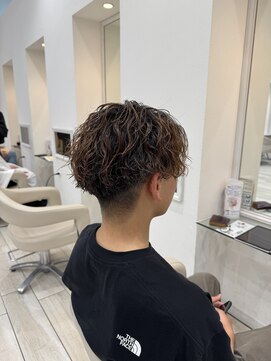 ロンド ラマ 岐阜(Lond bla-ma) センターパート×ソフトツイストスパイラル【Lond伊藤メンズ】