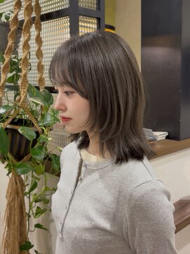サク(Sac.) レイヤーカット　ハッシュカット　顔周りカット