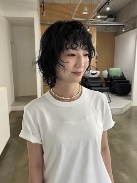ウッド(uood) 柔らかウェーブボブウルフ