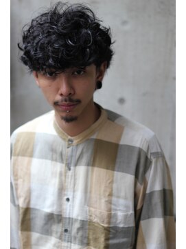 ブークル(boucle) 大人カッコいいカーリーウルフ