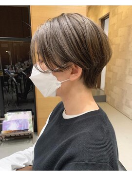 ザ シー 海老名(The C) 【The C 森谷やよい】センター分けショート◎グレージュ