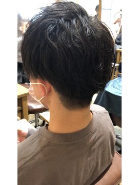 ナンバー デセオ 吉祥寺(N° deseo) 爽やかツーブロック刈り上げ束感アップバング