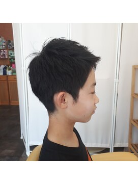 ヘアーメイクサーブ(hair make Serve) ツーブロックショート