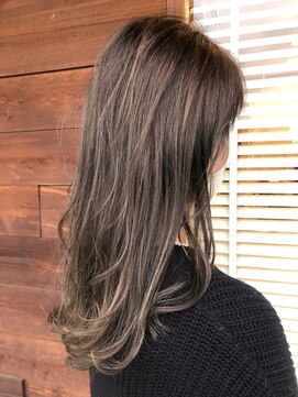 ヘアーブランドジン パルト(HAIR BRAND Jin Palt) すそカールでしなやかな軽めロング