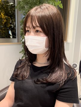 ケリーアン 太田(kelly.un) 大人かわいい　顔まわりレイヤー　ロングレイヤー