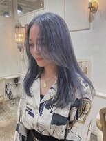 エイチ(H eitf)&nbsp;【原宿エイチ】くびれヘア ブルーアッシュ 艶カラー