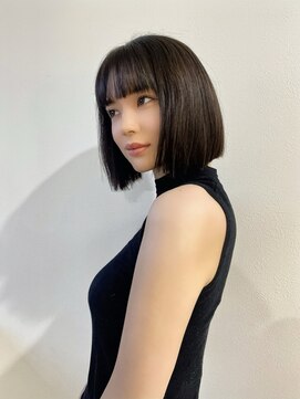 ピグメント(pigment) 前下がりボブ