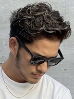 レタッチ バイ フィフス 天神大名(RETOUCH by fifth)&nbsp;スペインカールスパイラルパーマ波巻きマッシュフェードメンズ