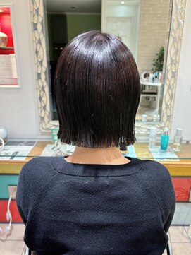 ネオリーブ チッタ 阿佐ヶ谷店(Neolive citta) モード感☆切りっぱなしミニボブ