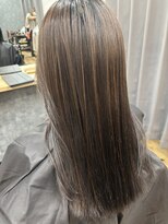 テーラ 南流山店(TELA)&nbsp;ハイライト風グラデーションパールベージュ×モノトーンカラー