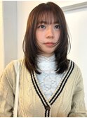 ブラウンカラー　顔周りレイヤー　ミディアムボブ　小顔カット