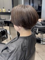 ハルキ ミナト ジャパン オオサカ(HARUKI MINATO japan OSAKA)&nbsp;30代40代50代小顔似合わせカットくびレイヤーエモージュ大人可愛