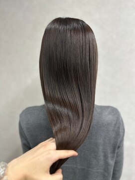 エル 新小岩(elu) 美髪/ワイドバング/レイヤーカット/くすみベージュ/新小岩駅