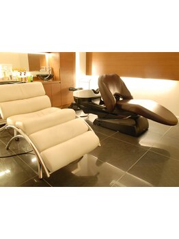 【グローバルミルボン】髪のパサつきや広がり、カラーのダメージが気になる方におすすめ☆