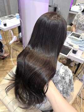 ロンド フィーユ(Lond fille) ●イノアカラーで叶う艶々オリーブグレージュ