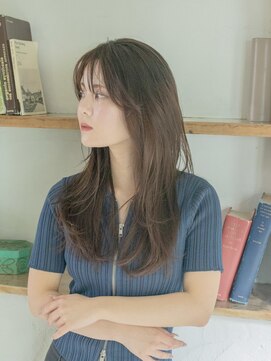 フローラビューティーヘアー(Flora Beauty Hair) ロングレイヤー/20代/30代/40代/50代/岡山/表町