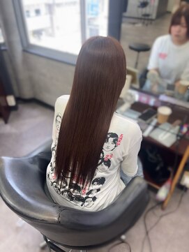 ビゼ 梅田(BIZE) 暖色ブラウンとエクステ60枚でロングに