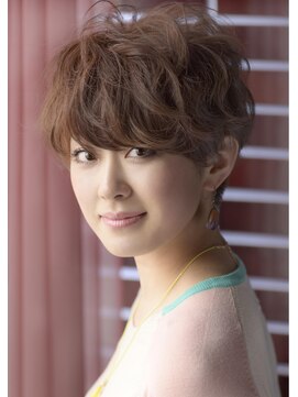 ヘッドルーム ディスティネーション(Head Room Distination) ゆるふわ外国人風ショート