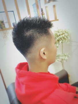 フィネス ヘアーデザイン(finesse hair design) スキンフェード