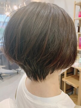 グラッシー センター北店(GLASSI) ショートボブ★耳かけショートフォギーベージュ★髪質改善