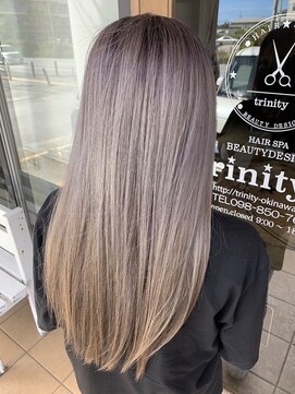 トリニティ(trinity) 痛みが気になる方・髪質改善カラー・グレージュ【豊見城・糸満】
