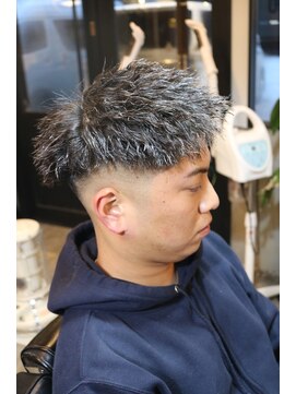ザ バーバー ルイス(THE BARBER LUI'S) twist perm