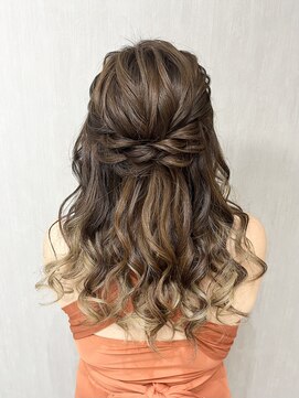 ヘアーメイクサロンアール(hair make salon R) ハーフアップ